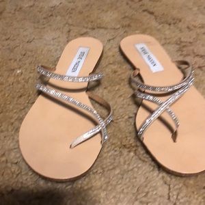 Cream gym design sandals